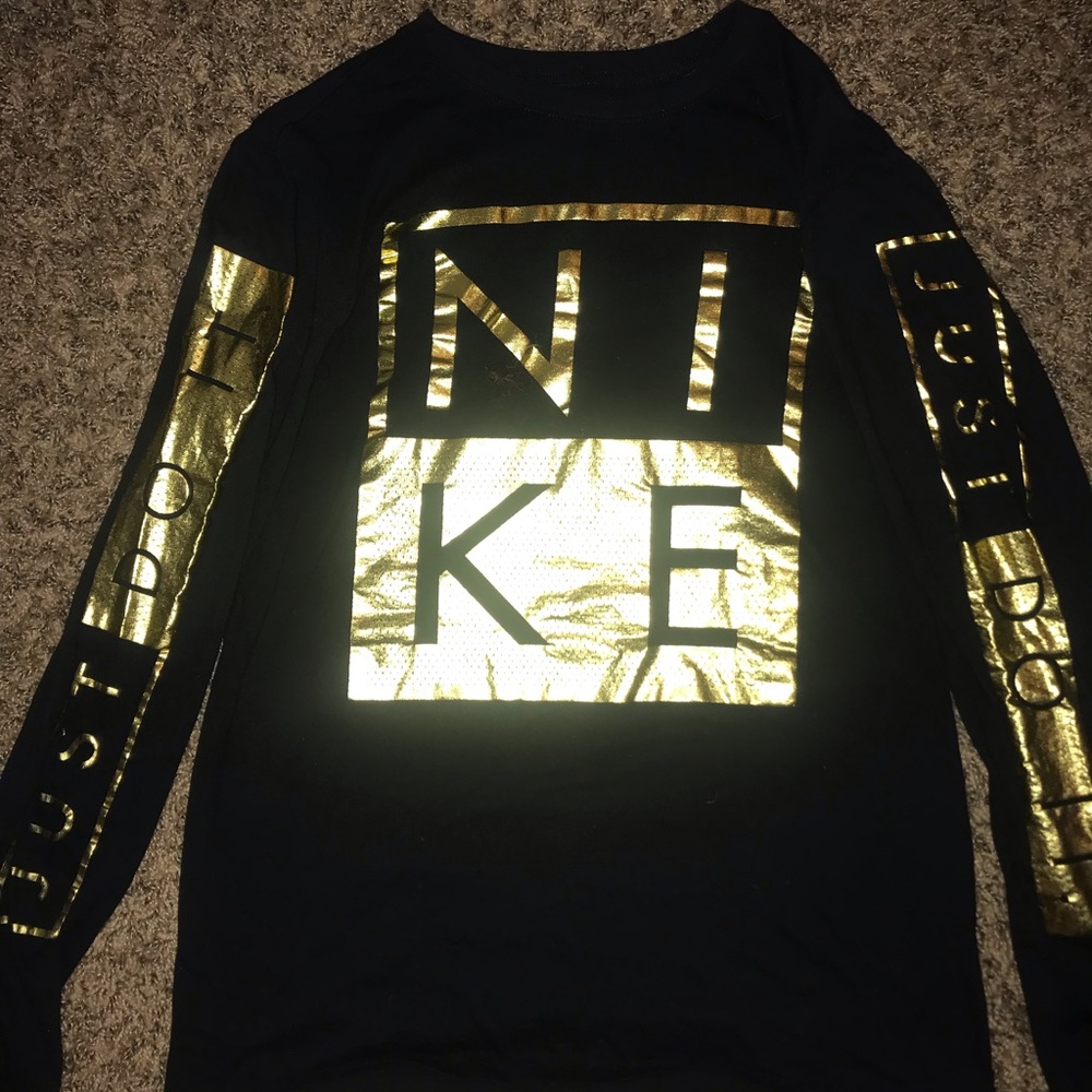Long sleeve Nike just do it shirt